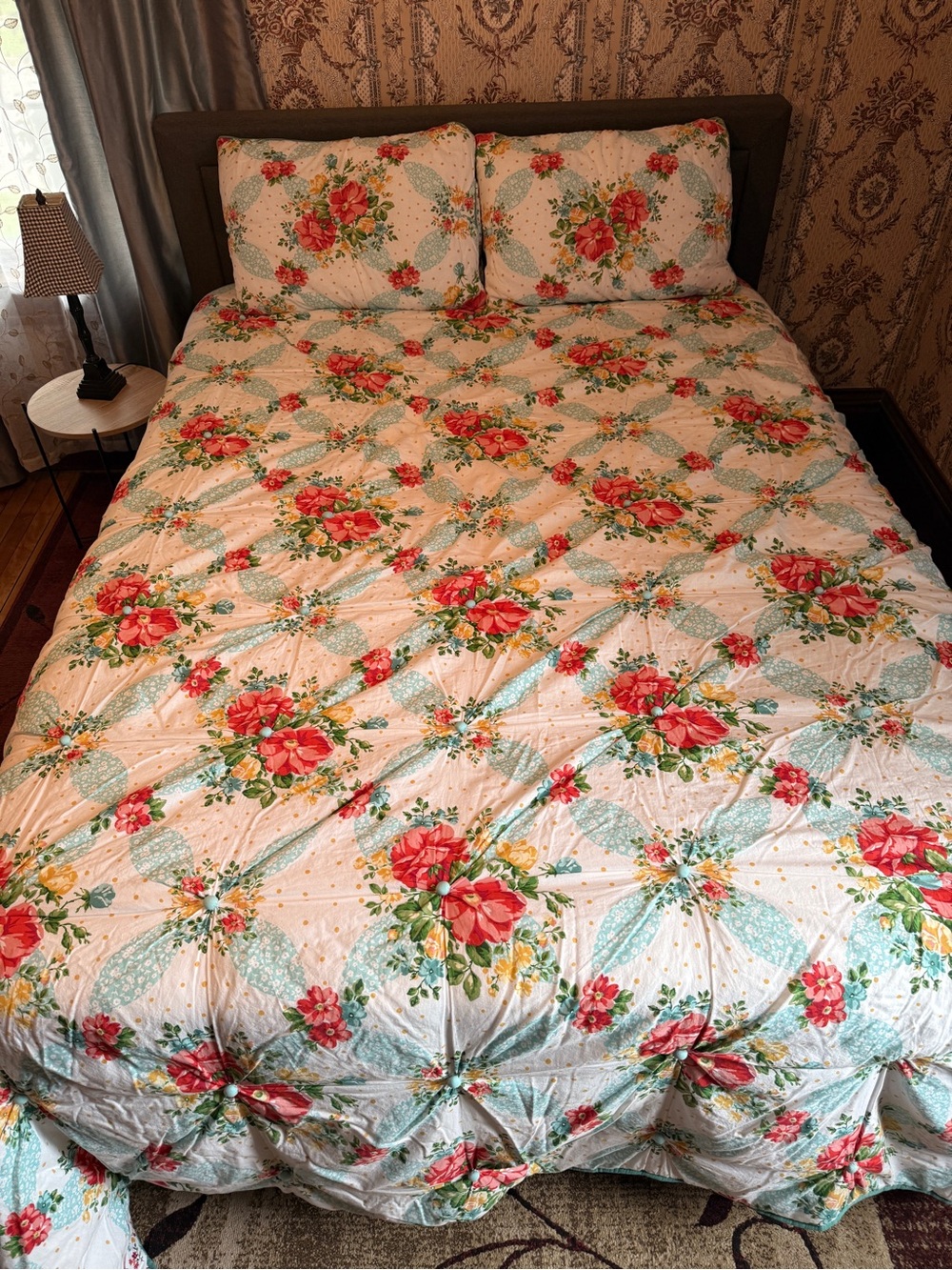Pioneer Woman Floral Patchwork Comforter Set in Coral and Mint